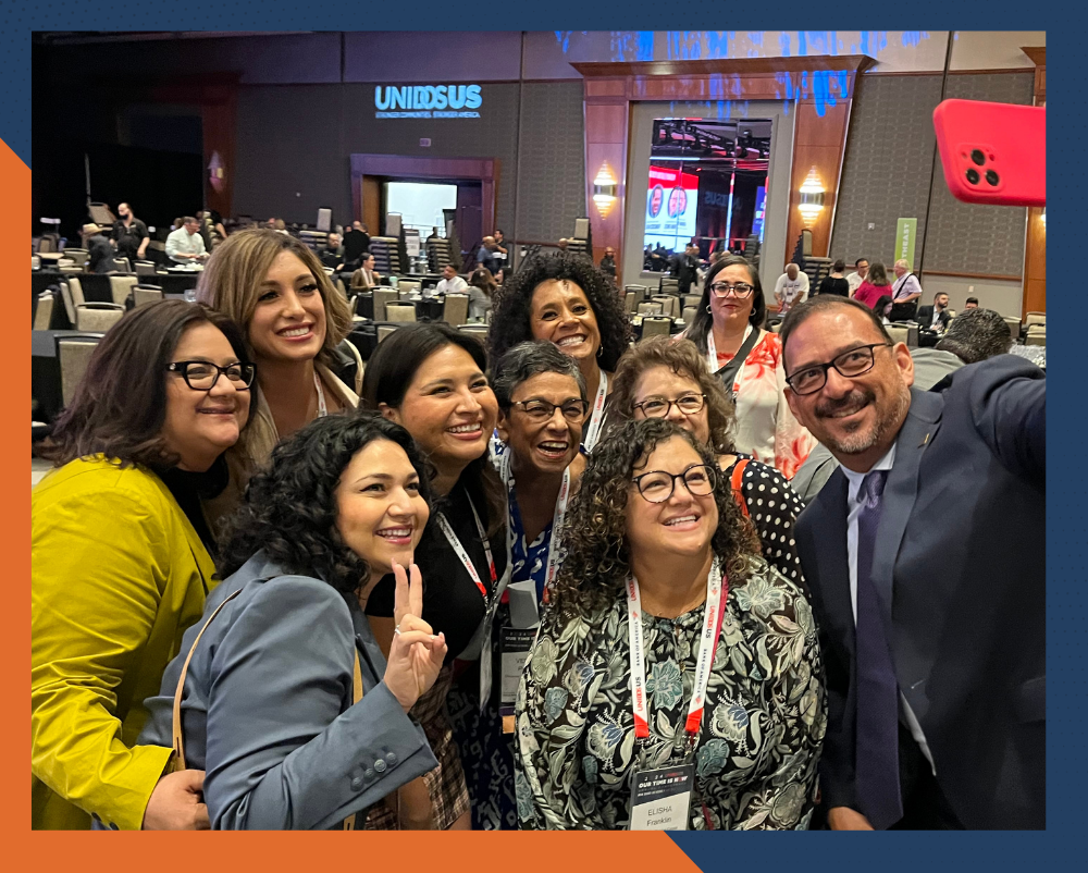 group photo with Secretary Fontes